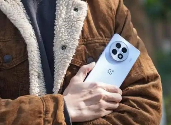 专业股票配资资讯网 “暖男旗舰”——一加Ace5Pro, 非常值得体验!